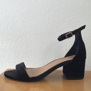 2 inch velvet block heels*final price*